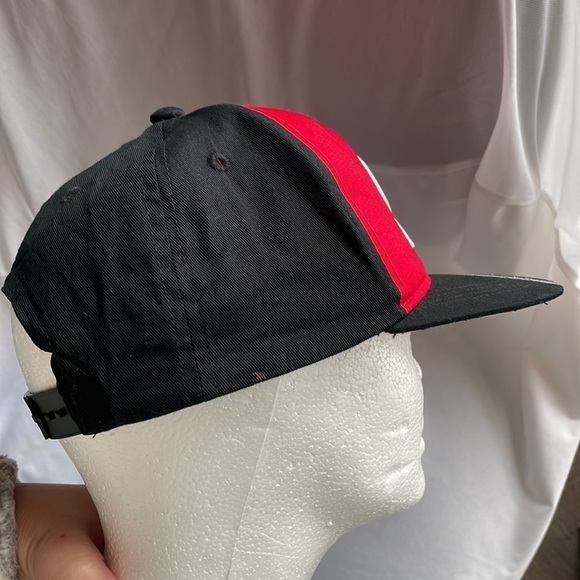 DC Comics The Flash SnapBack Baseball Hat OS - Picture 3 of 12